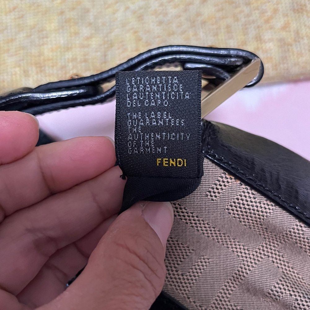 Vintage Fendi Black and Brown Logo Handbag - Picture 10 of 12